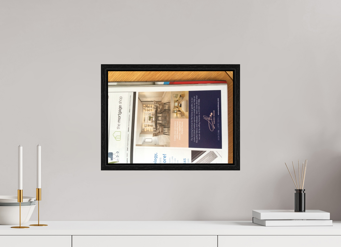 40.6 x 30 cm, Floater Frame Whitewall